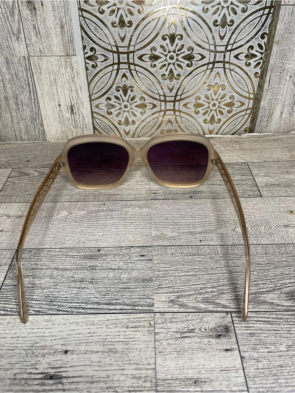 Sama karolina  Women's Oversized Square Sunglasses